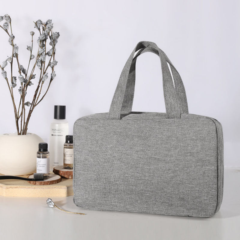 Four-Fold Hanging Toiletry Bag – Wet & Dry
